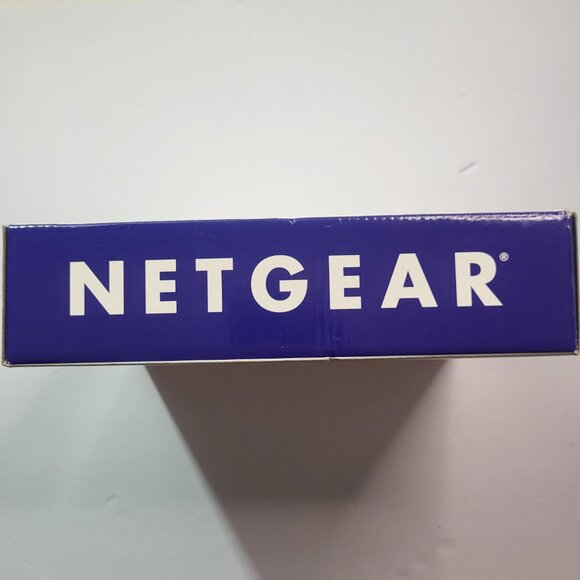 Netgear WGR614 54MBPS 4 Port 10/100 Wireless G Router (WGR614v7) - Picture 4 of 6